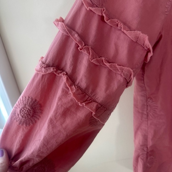 Isabella Sinclair Anthropologie pink boho embroidered daisy Top S - Picture 7 of 8